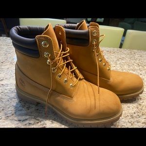 Men’s size 11 Timberlands